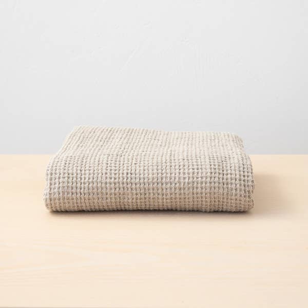 WAFFLE LINEN BATH TOWEL - NATURAL