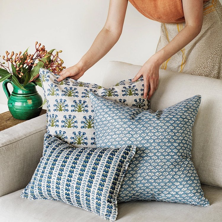 SAMODE MOSS AZURE LINEN PILLOW