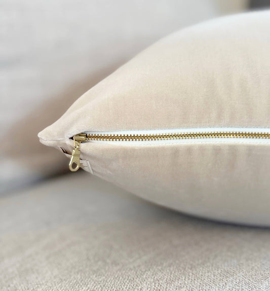 BRIELLE VELVET PILLOW