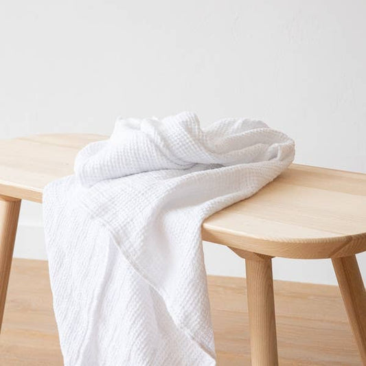 WAFFLED LINEN BATH TOWEL - WHITE