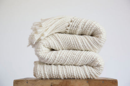 HAND-WOVEN MERINO WOOL THROW