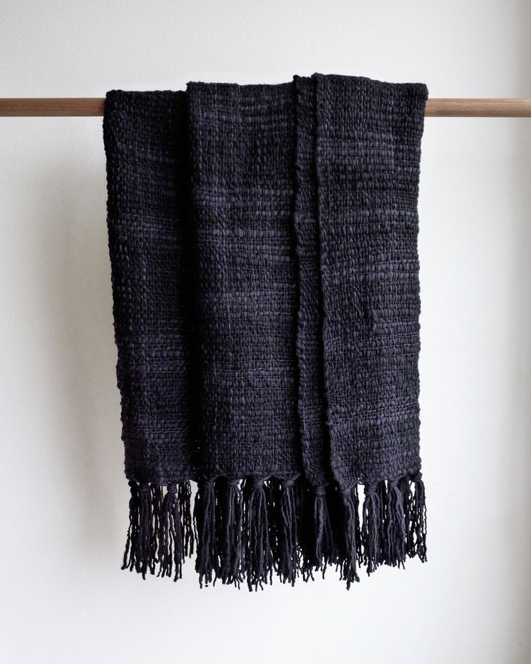 HAND-WOVEN MERINO WOOL THROW