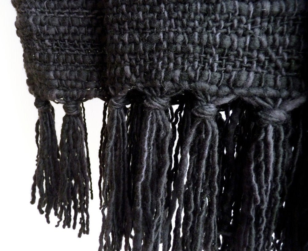 HAND-WOVEN MERINO WOOL THROW