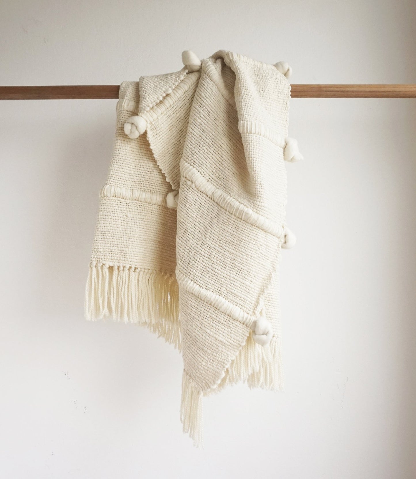 KNOT MERINO WOOL THROW