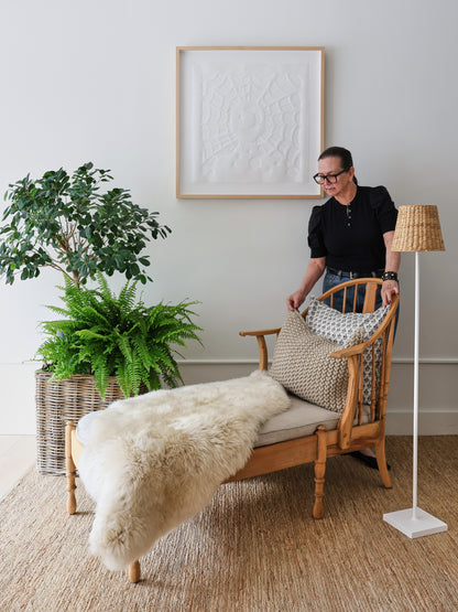 CHAISE LOUNGE