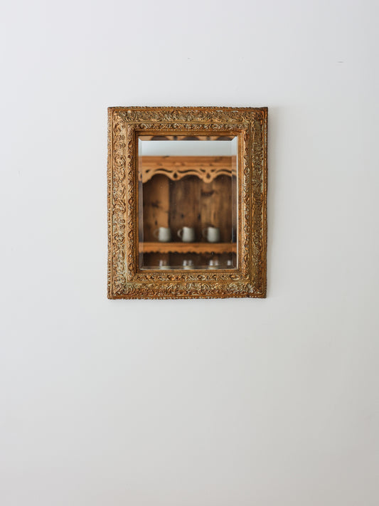 VINTAGE GUILDED MIROR